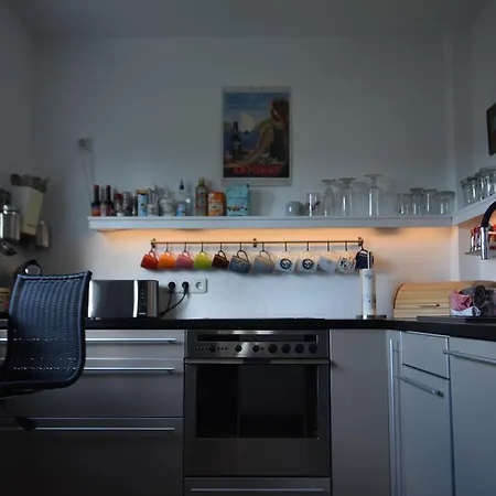 Sonnige 4 Naehe Bis Zu 6 Personen 아파트