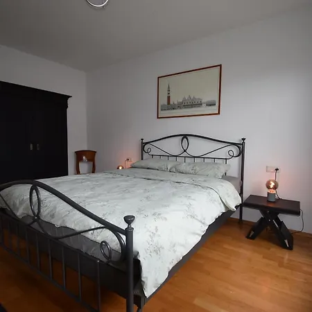 Appartement Sonnige 4 Naehe Bis Zu 6 Personen